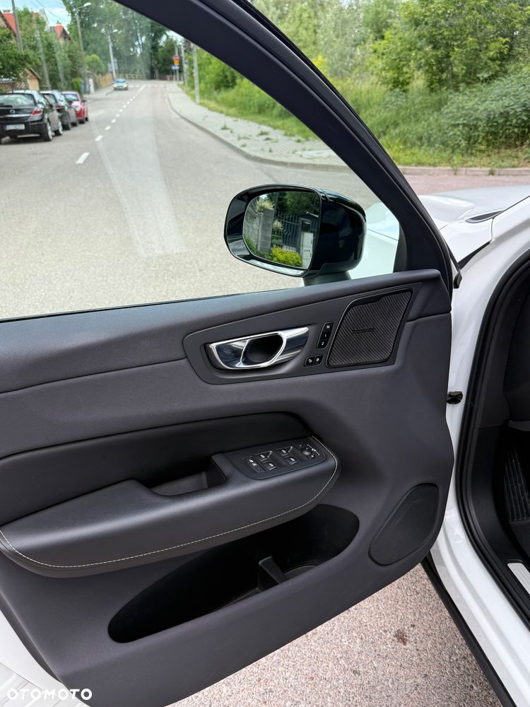 Volvo XC 60 - 6
