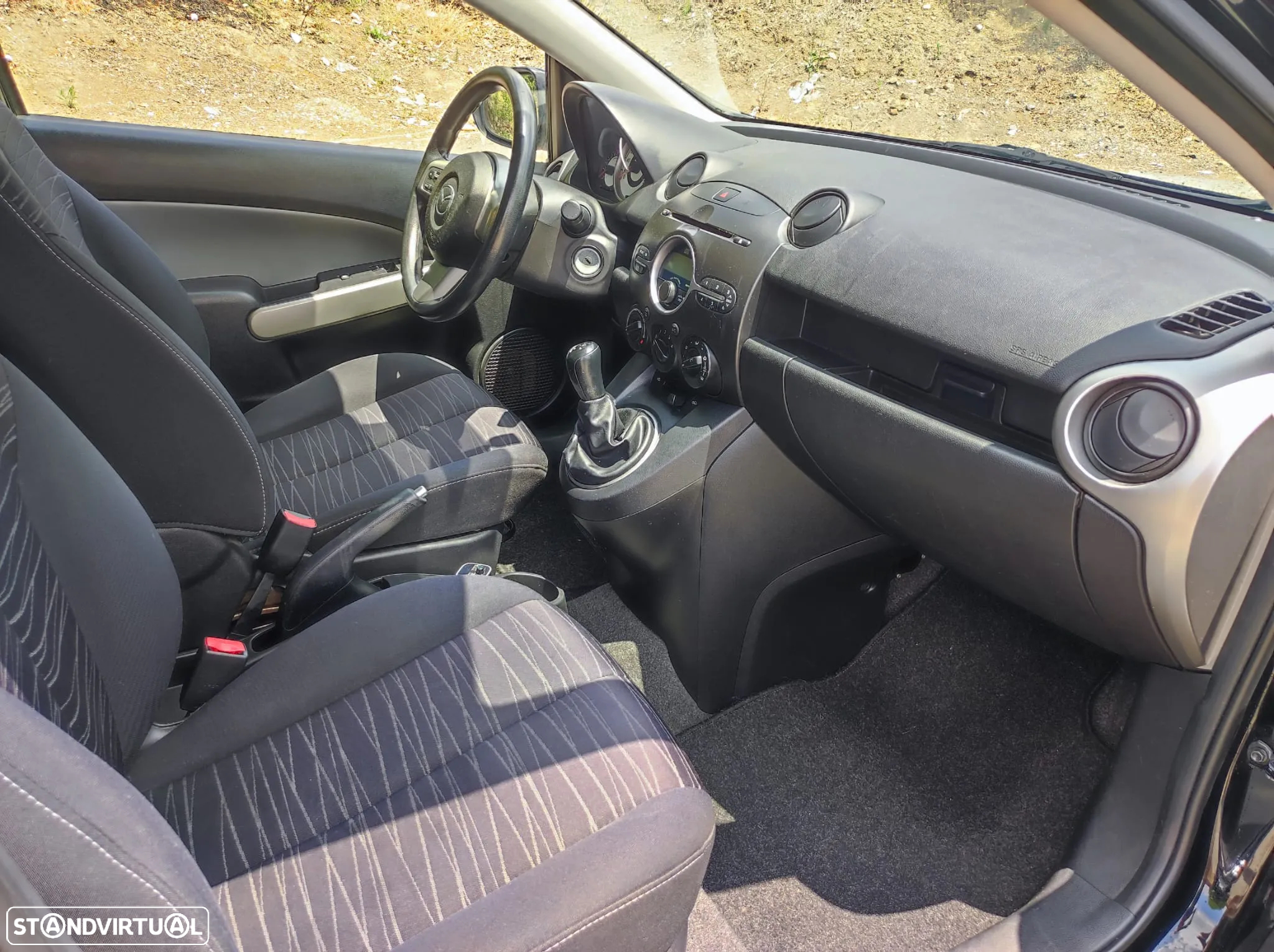 Mazda 2 1.3 MZR Comfort - 16