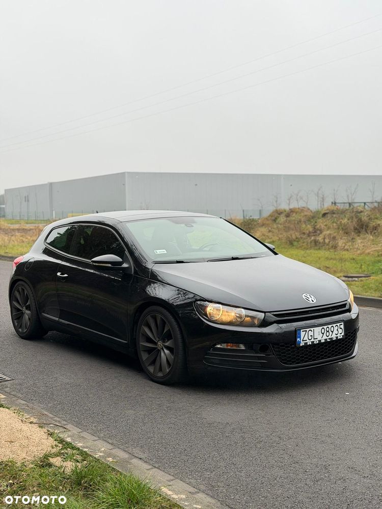 Volkswagen Scirocco 2.0 TSI - 2