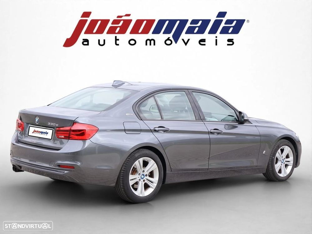 BMW 330 e iPerformance Line Sport - 9