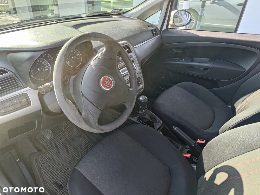Fiat Punto - 10