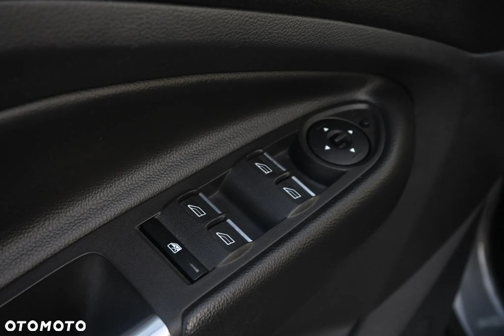Ford Kuga 1.5 EcoBoost 4WD Titanium - 24