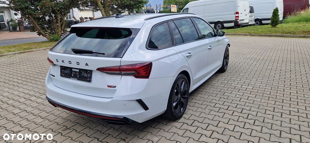 Skoda Octavia - 3