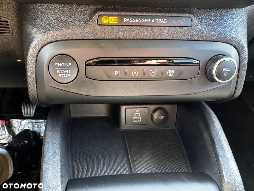 Ford Focus 1.0 EcoBoost STart-Stopp-System TITANIUM - 21