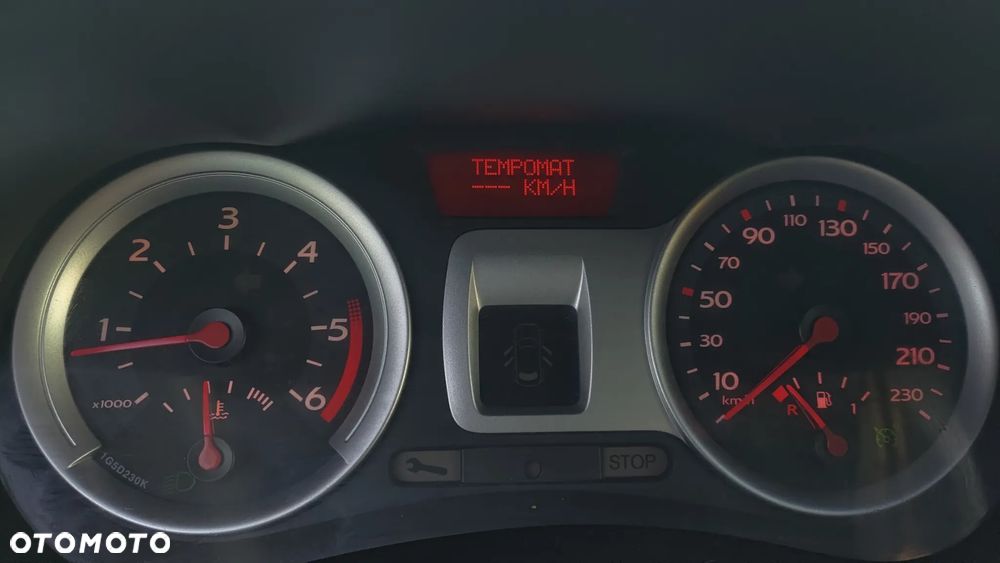 Renault Clio 1.5 dCi Expression - 9