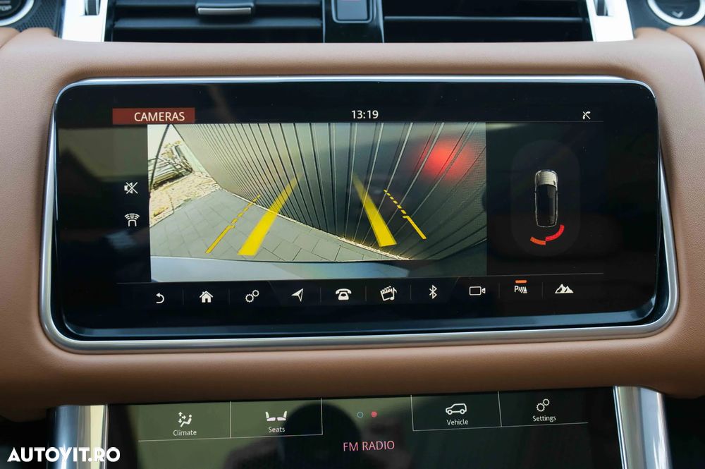 Land Rover Range Rover Sport 3.0 I6 D250 MHEV HSE - 30