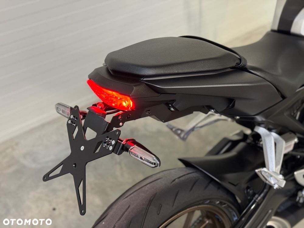 Honda CB - 19