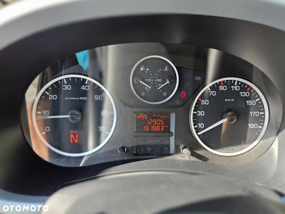 Citroën Berlingo Multispace e-HDi 90 FAP EGS6 Exclusive - 9