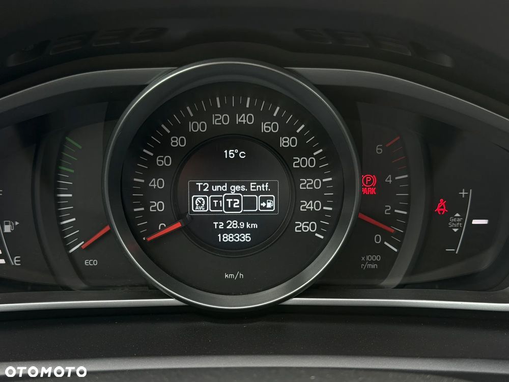 Volvo V40 Cross Country D3 Summum - 17