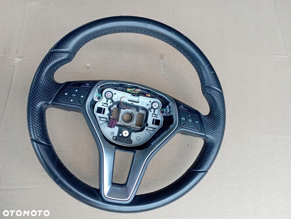 MERCEDES W212 KIEROWNICA SKÓRA MULTIFUNKCJA A2184600476 - 1