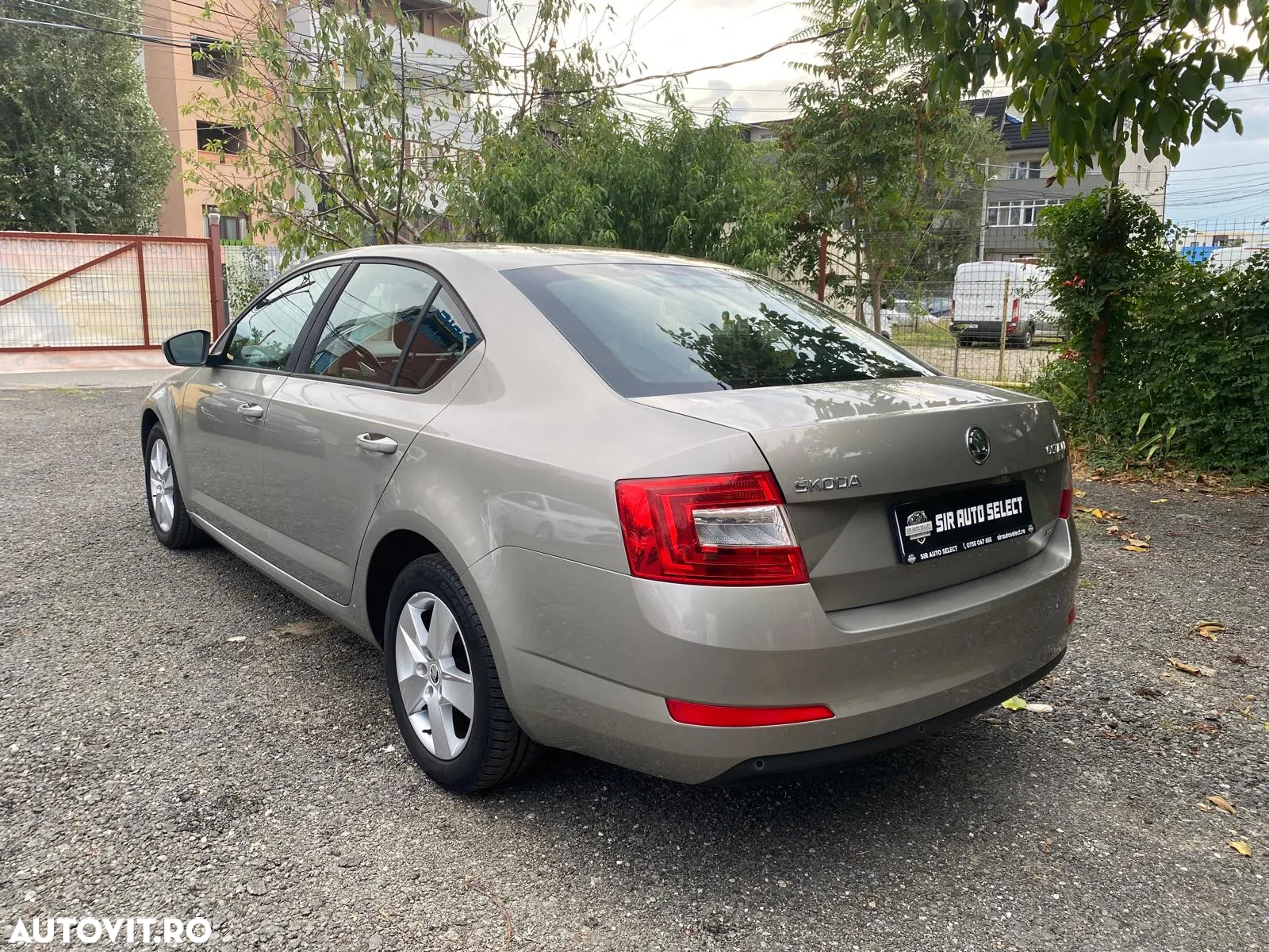 Skoda Octavia 1.2 TSI Ambiente - 13