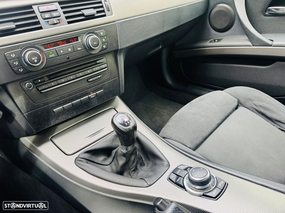 BMW 320 - 25