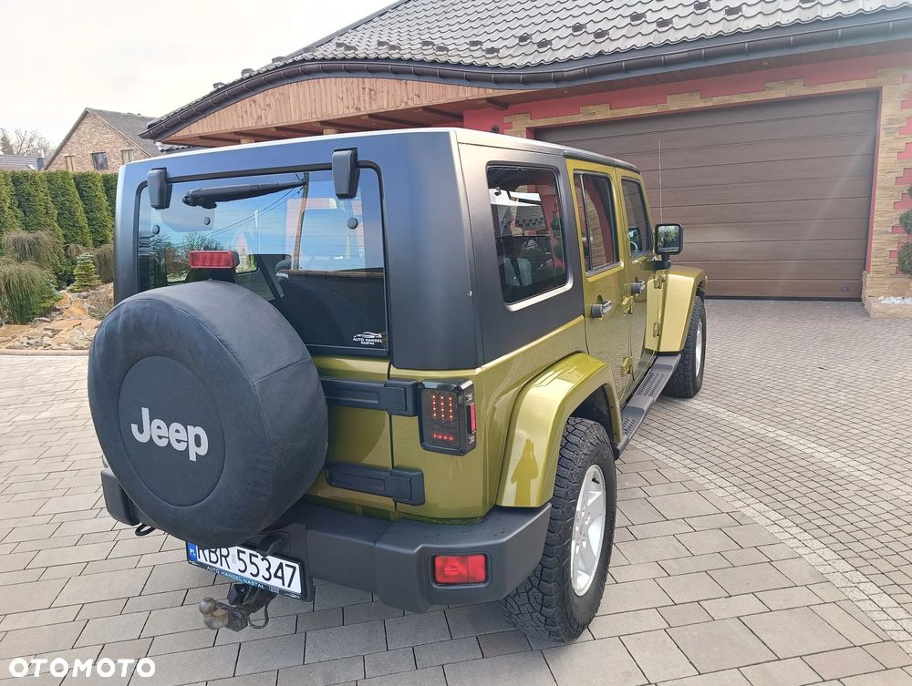Jeep Wrangler Unlimited 3.8 Automatik Sahara - 34