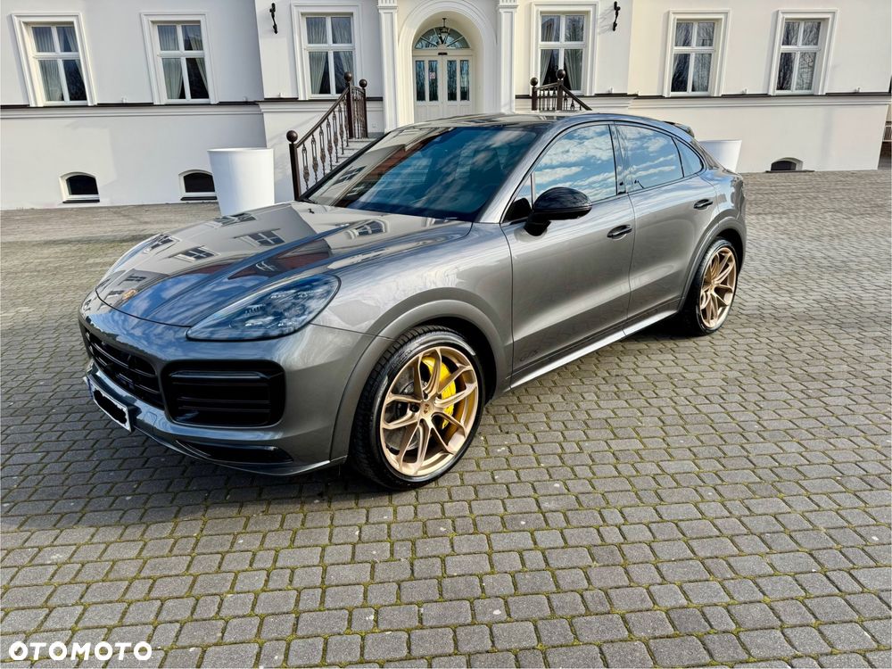 Porsche Cayenne Coupe GTS - 1