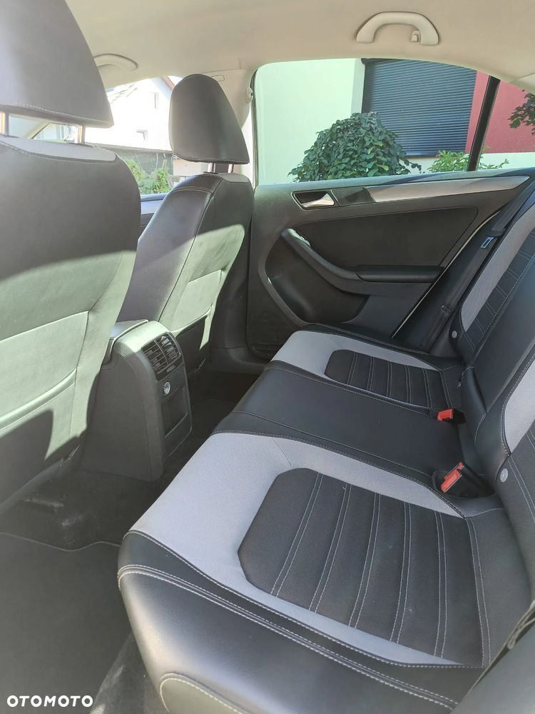 Volkswagen Jetta 1.4 TSI Highline - 7