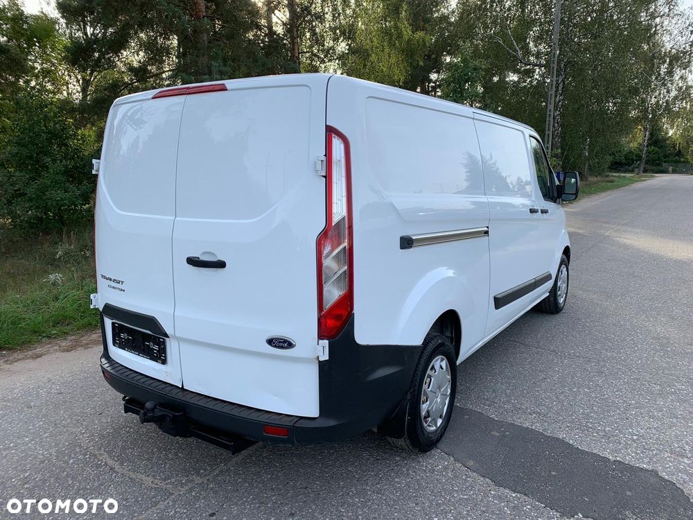 Ford Transit Custom - 11