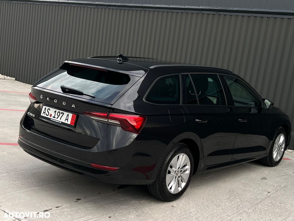 Skoda Octavia 2.0 TDI DSG First Edition - 4