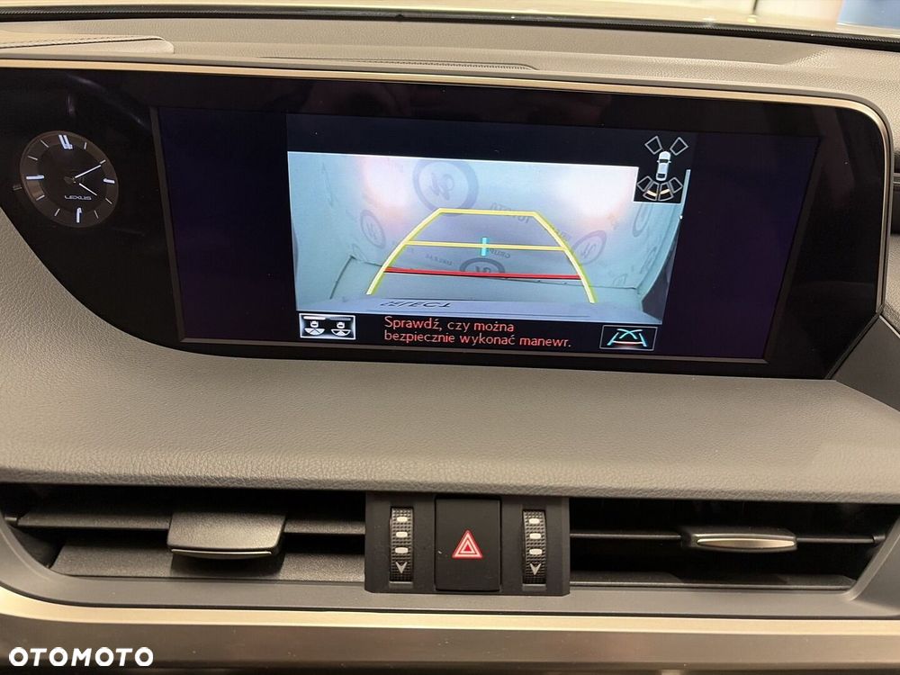 Lexus ES - 18