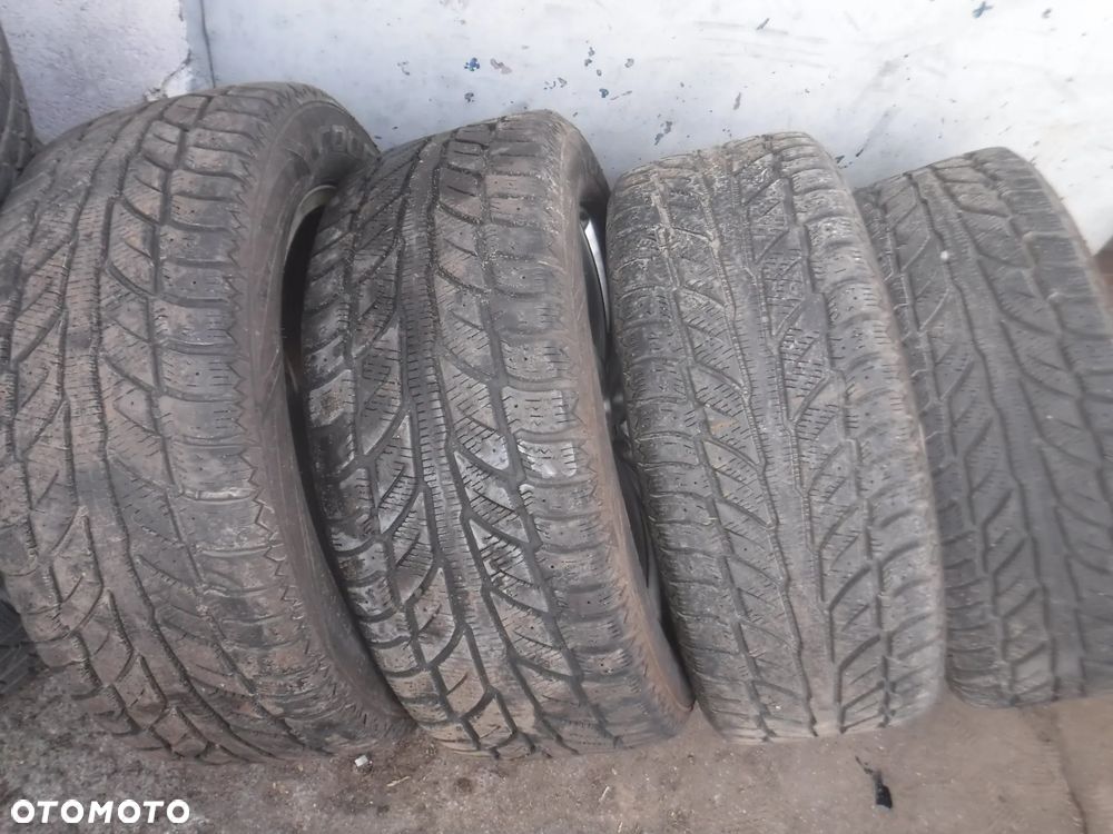 VW Tiguan Audi Q3 alufelgi   opony 235/55/17 17 5X112 ET43 7J  5N0601025M zima - 13