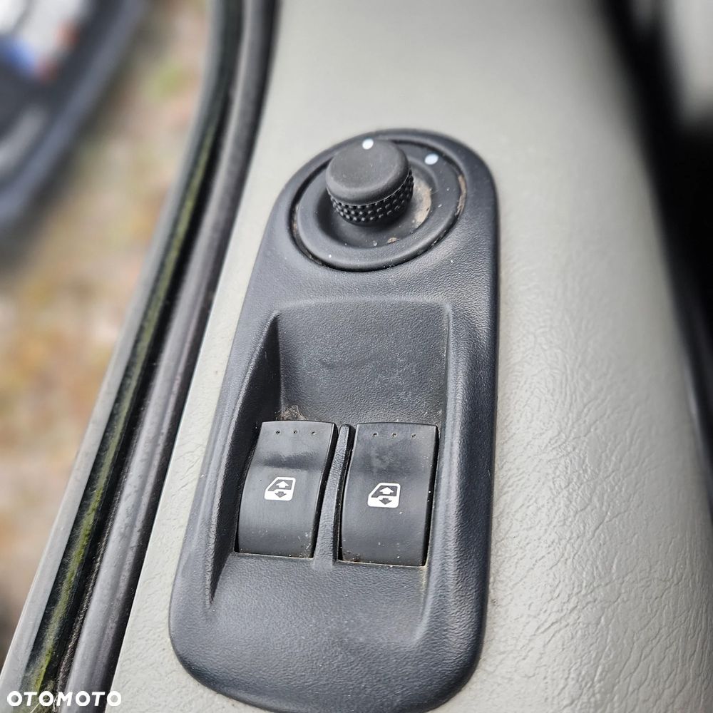 Nissan Primastar - 24