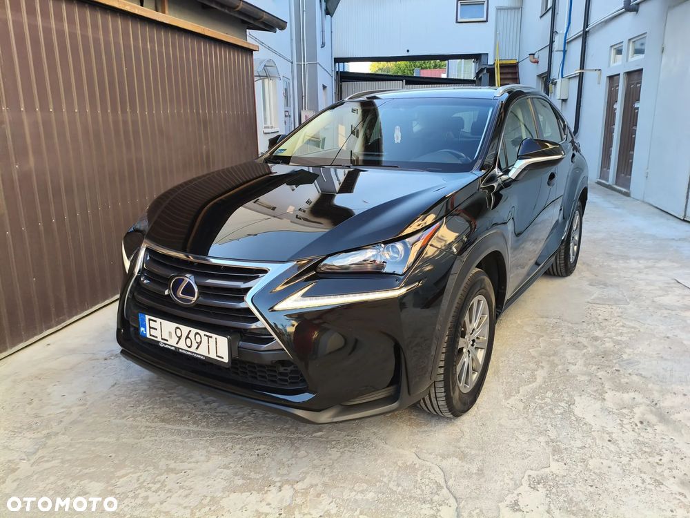 Lexus NX 300h Elite AWD - 3