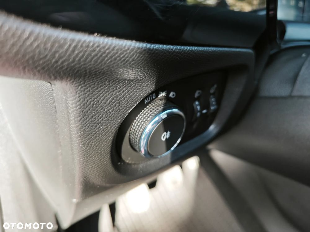 Opel Corsa 1.2 Edition Business Pack S&S - 12