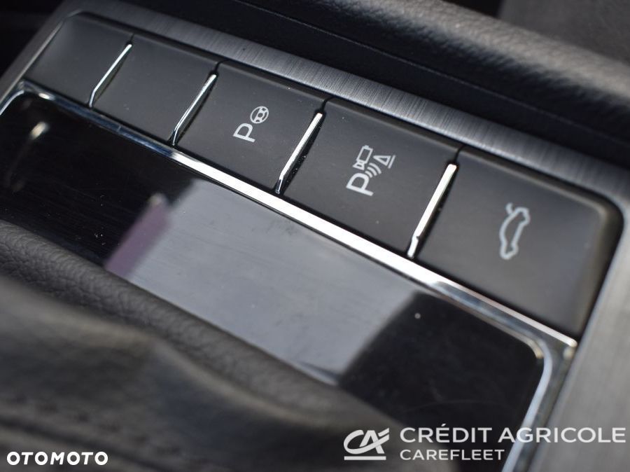 Skoda Superb 2.0 TSI 4x4 Scout DSG - 33