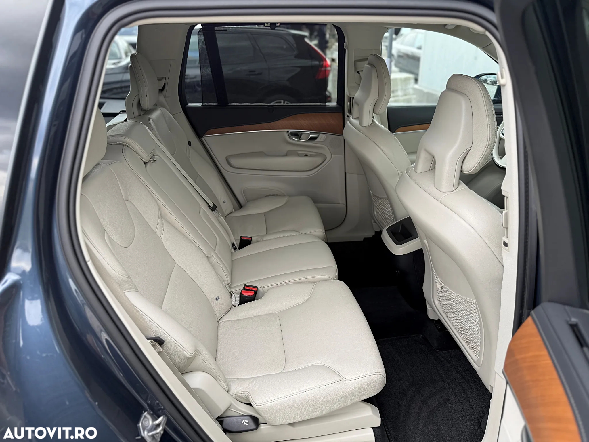 Volvo XC 90 B5 D AWD Geartronic Inscription - 38