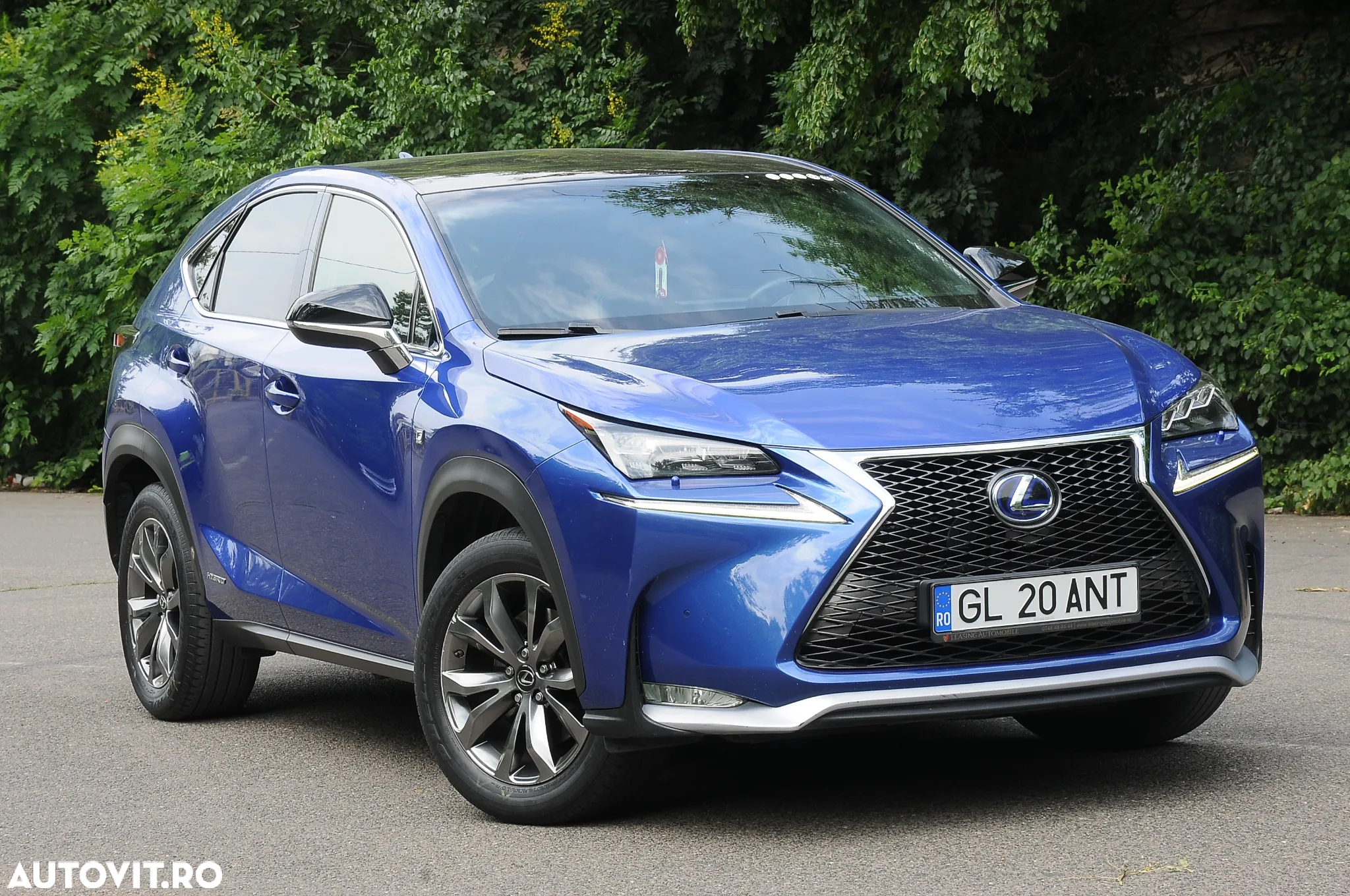 Lexus Seria NX 300h F Sport - 23