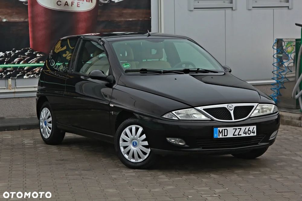 Lancia Ypsilon - 4