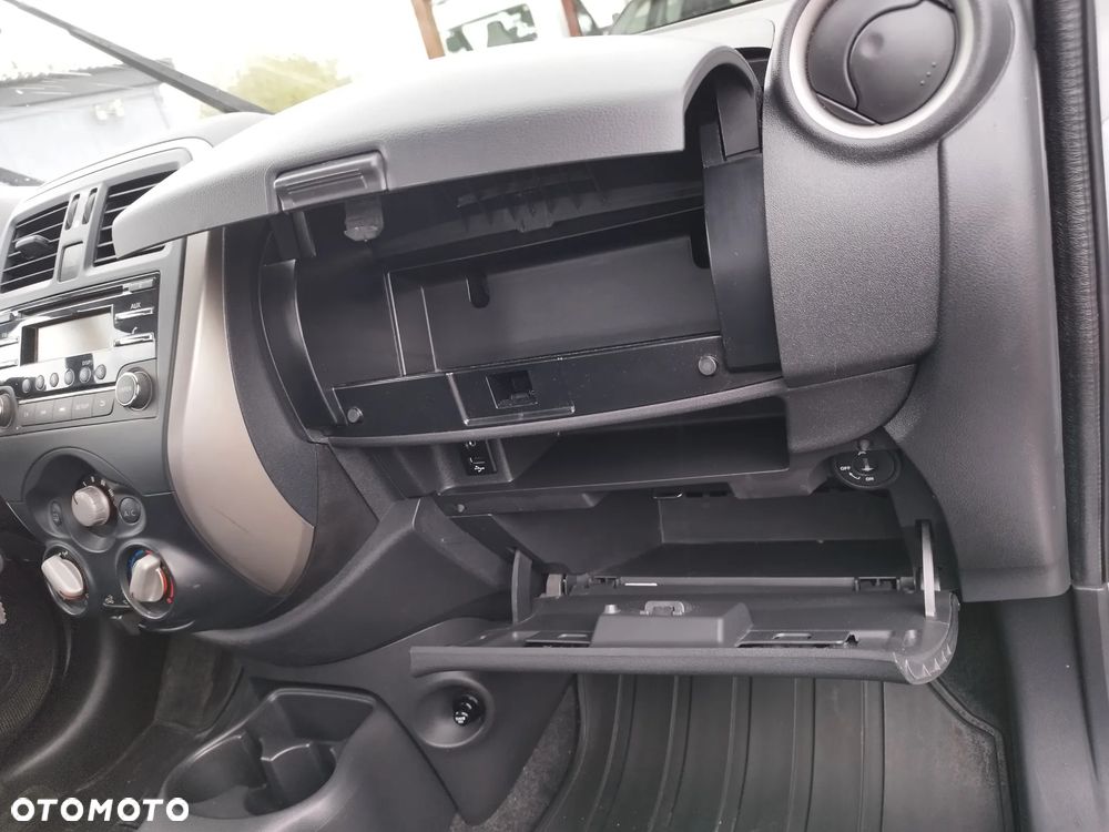 Nissan Micra - 25