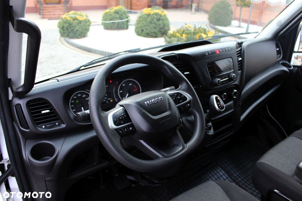 Iveco DAILY 50C18 3.0 180KM AUTOMAT POLSKI SALON 83 TYS KM 1X FIRANKA  JAK NOWY - 23