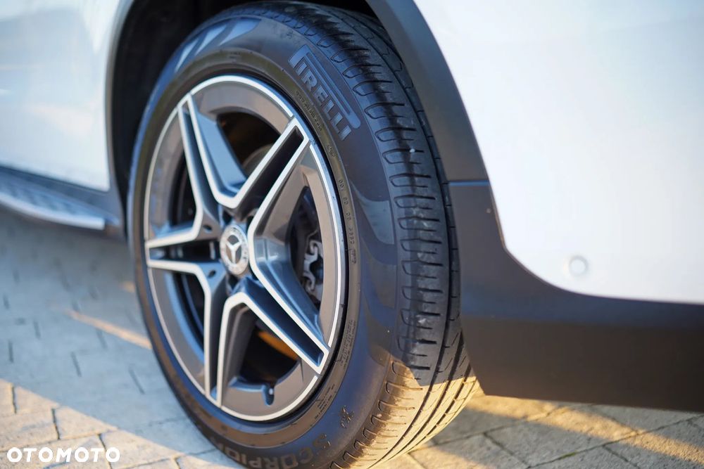 Mercedes-Benz GLC 200 4-Matic - 19