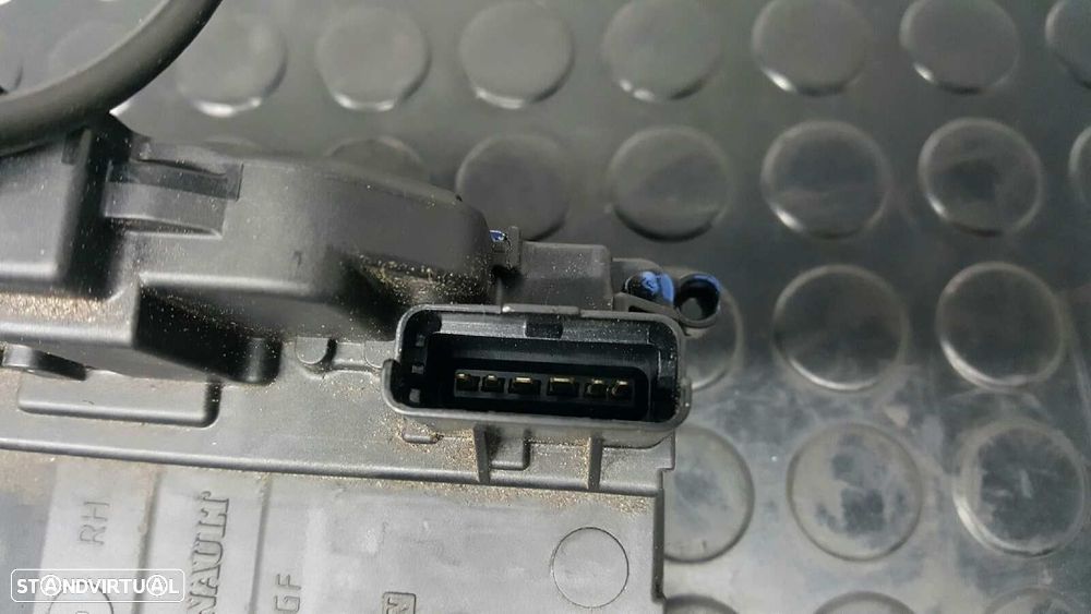 FECHADURA PORTA TRASEIRA DIREITA RENAULT MEGANE III SPORT TOURER DYNAMIQUE - 4