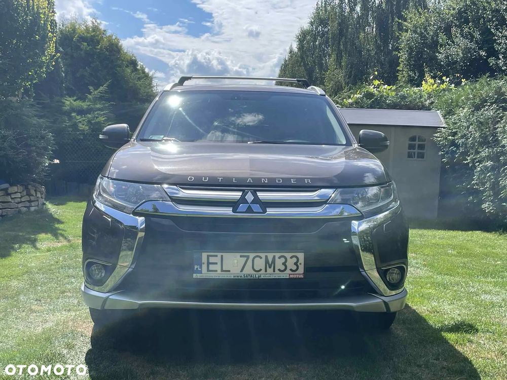 Mitsubishi Outlander 2.0 Instyle Navi 4WD CVT - 6