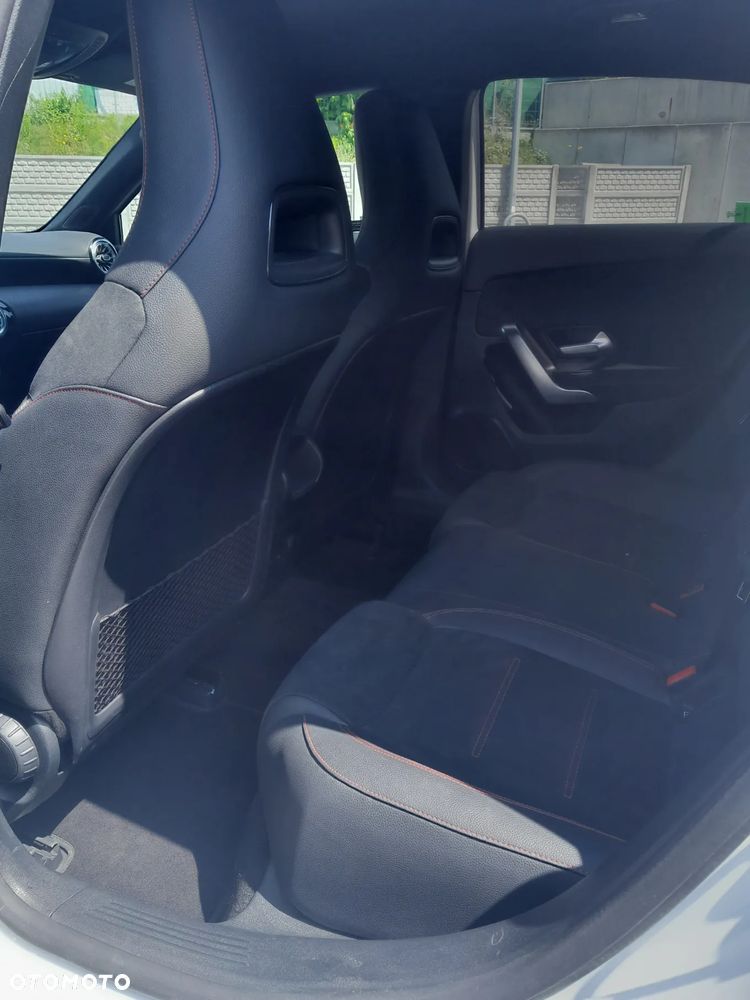 Mercedes-Benz Klasa A 220 4-Matic AMG Line 7G-DCT - 28