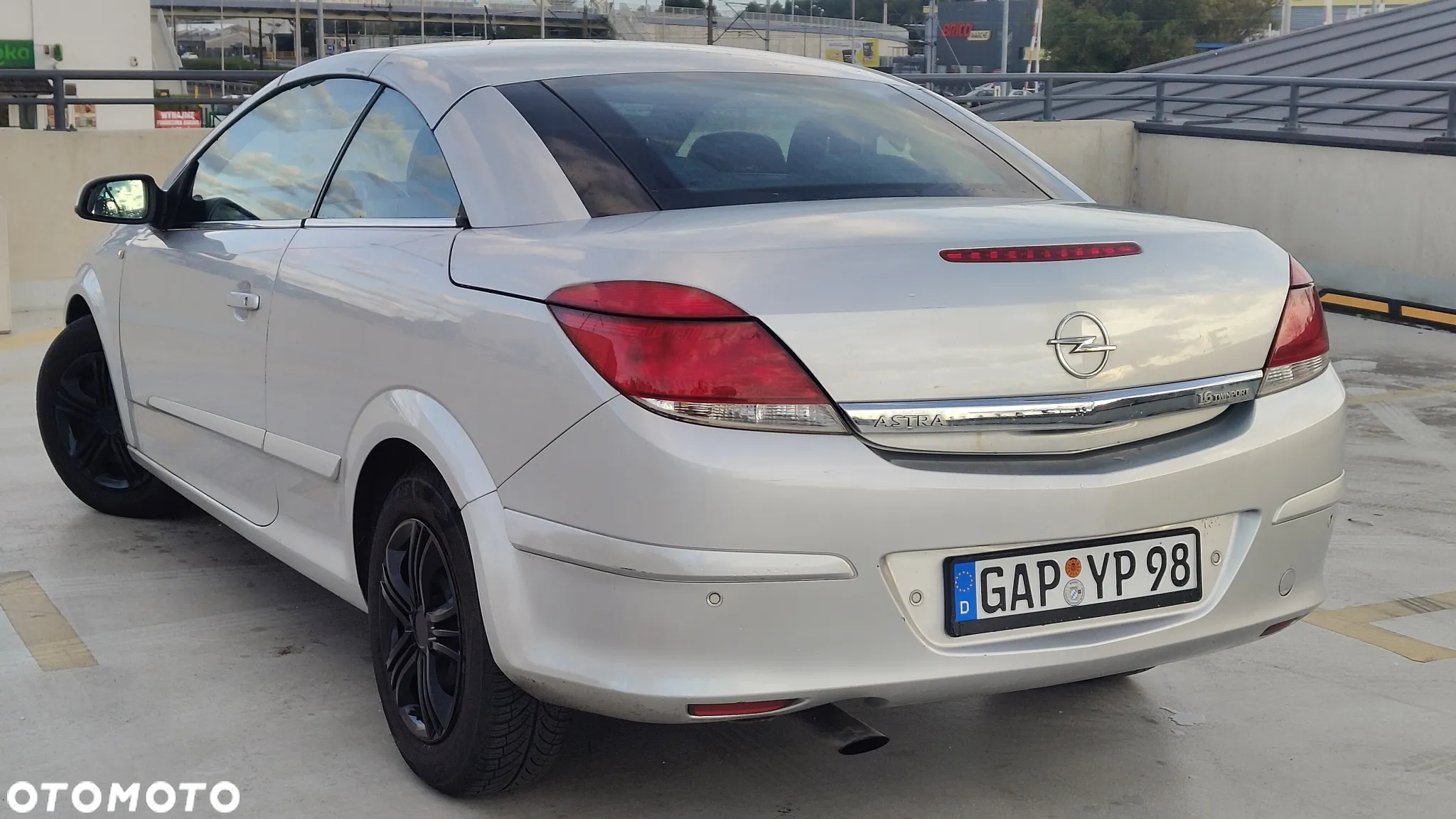 Opel Astra Twin Top 1.6 Edition - 37