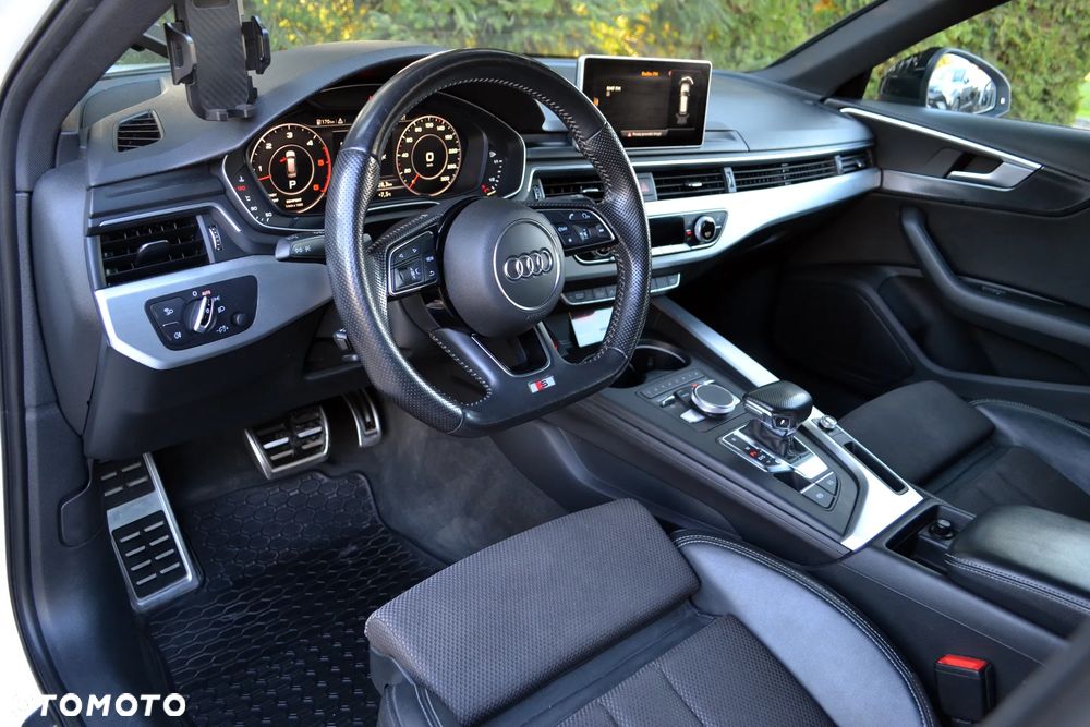 Audi A4 Avant - 15