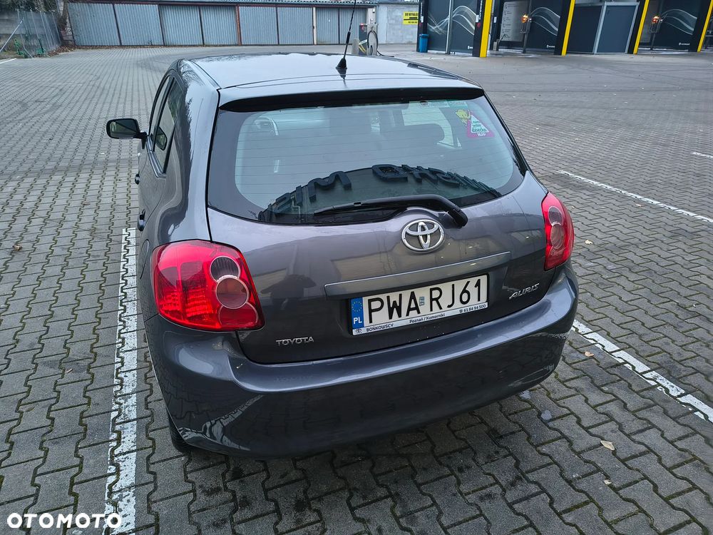 Toyota Auris - 4