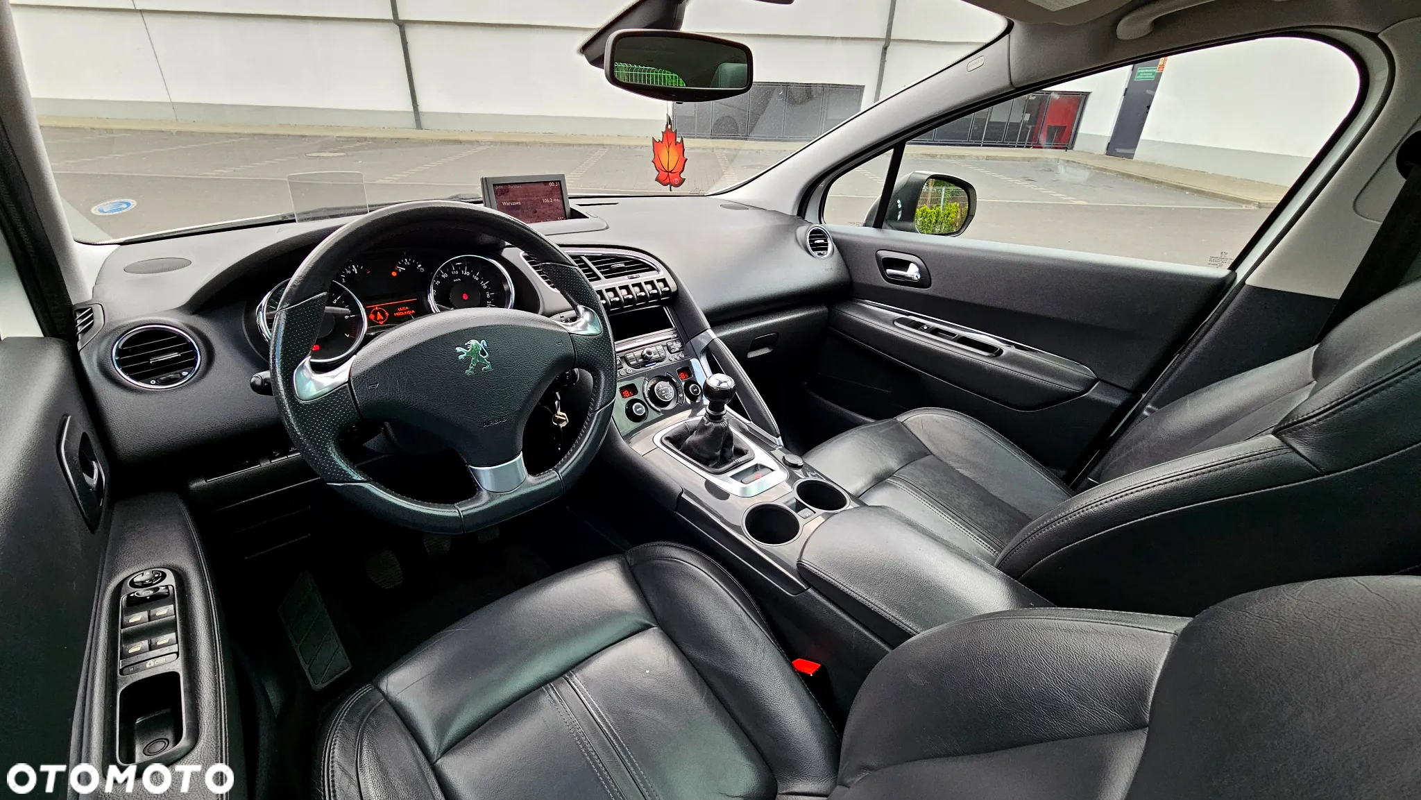 Peugeot 3008 1.6 Allure - 25