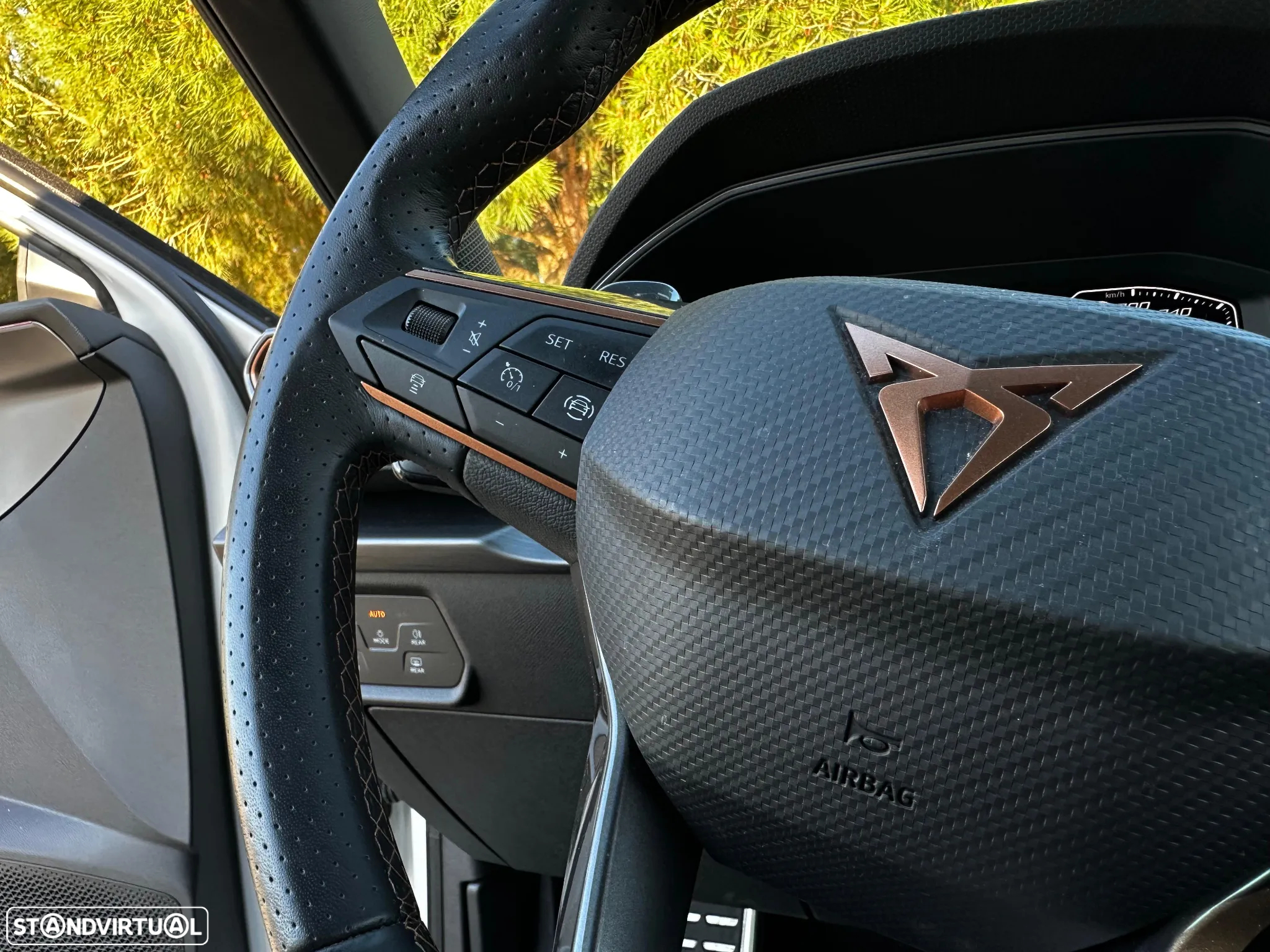 Cupra Leon 1.4 e-Hybrid VZ DSG - 15