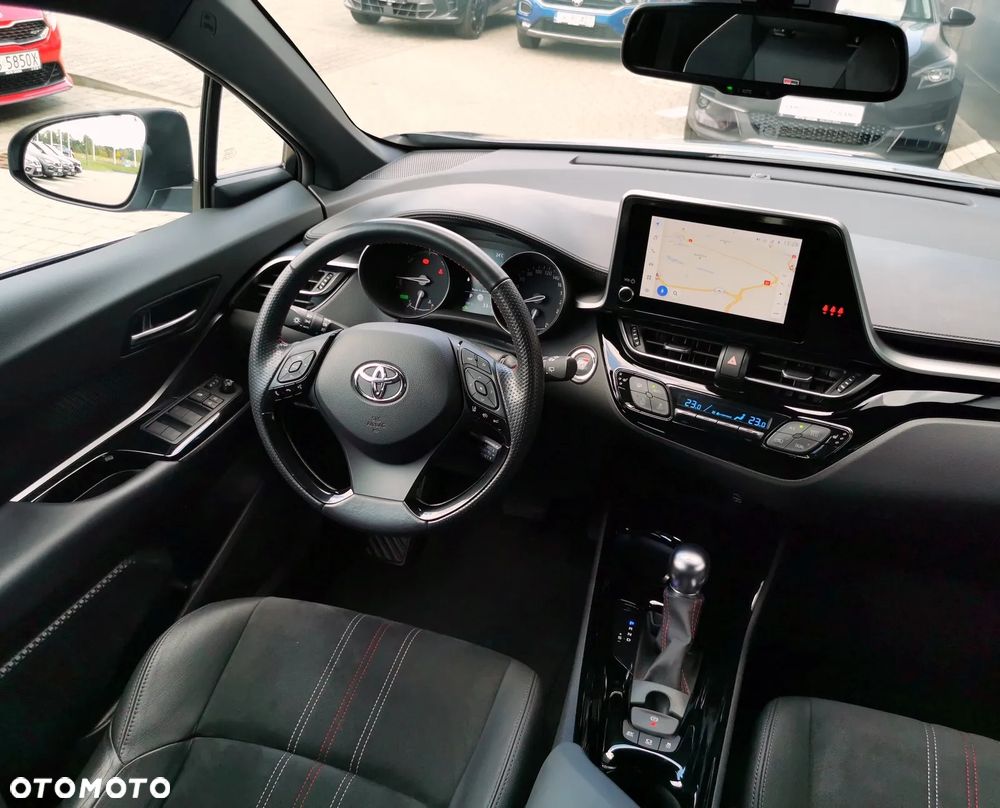 Toyota C-HR - 10
