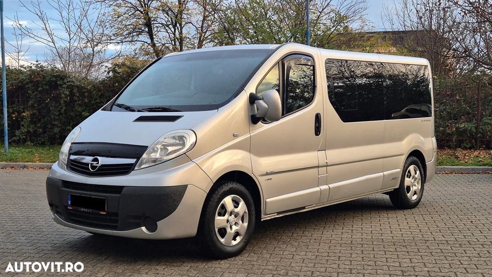 Opel Vivaro - 1