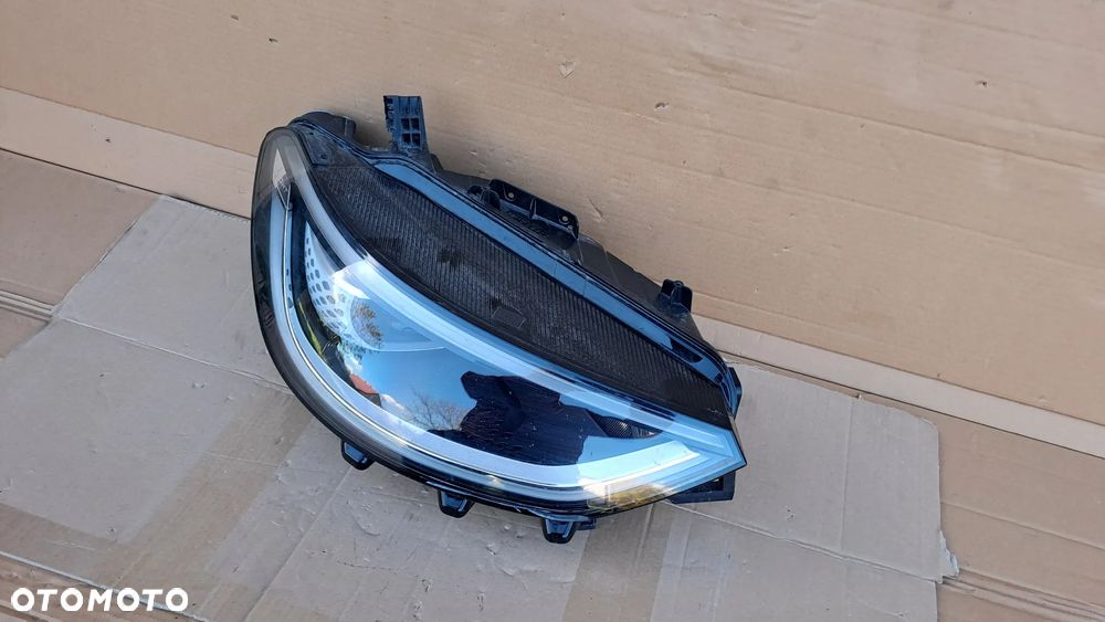 VW ID.3 ID3 IQ LIGHT FULL LED PRAWA LAMPA 10B941036G - 2