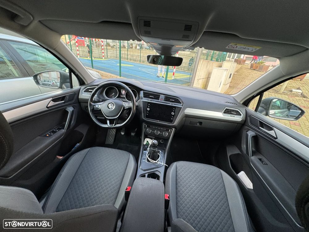 VW Tiguan 1.6 TDI Confortline - 8