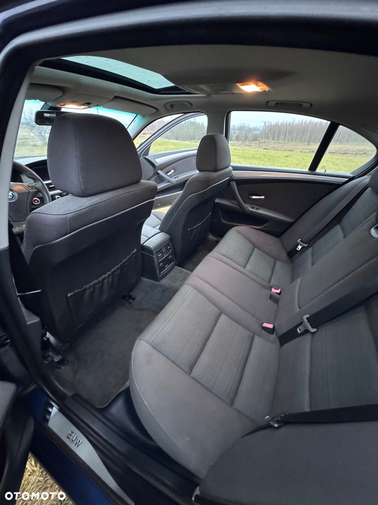 BMW Seria 5 525i - 13