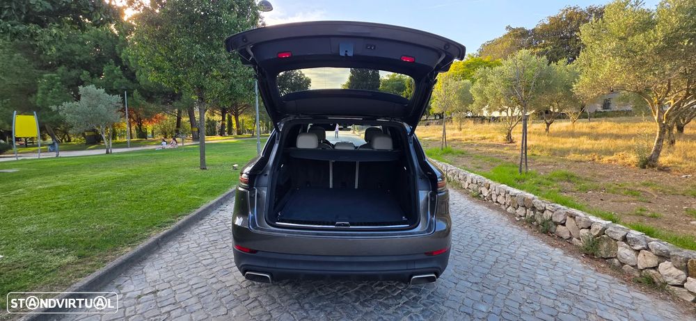 Porsche Cayenne E-Hybrid - 21