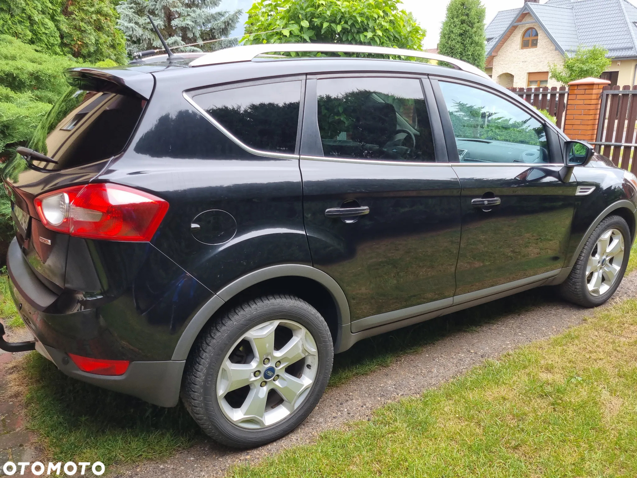 Ford Kuga 2.0 TDCi 4x4 Titanium - 23
