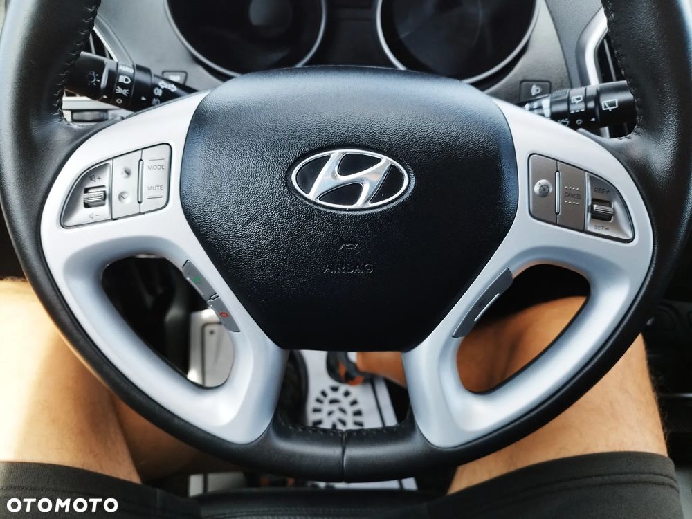 Hyundai ix35 2.0 4WD Automatik Premium - 35