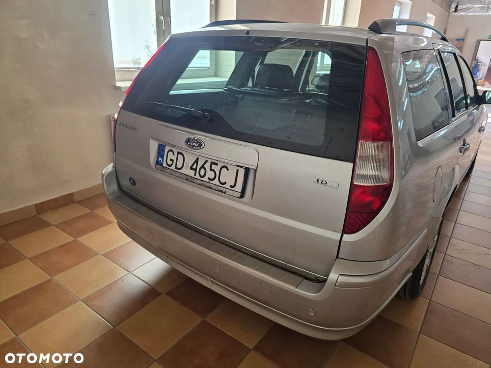Ford Mondeo 2.0 TDCI Ghia - 4